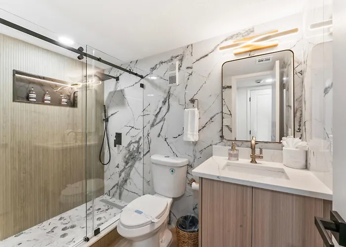 Apartment Newly Reno Beachfront Escape I Steps To