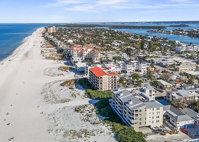 Newly Reno Beachfront Escape I Steps To Apartment